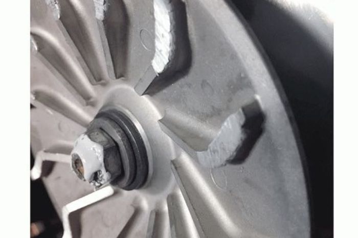 Waspada mur pulley di Yamaha NMAX mudah lepas