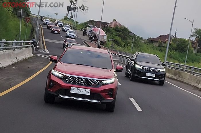 Puluhan Honda WR-V saat dijajal awak media di seputaran Pulau Dewata, Bali (20/12/2022)