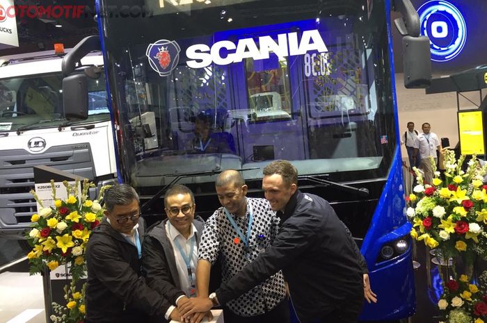 Scania K250IB 4x2 Diperkenalkan, Transjakarta Nempel, Aman Minum B30