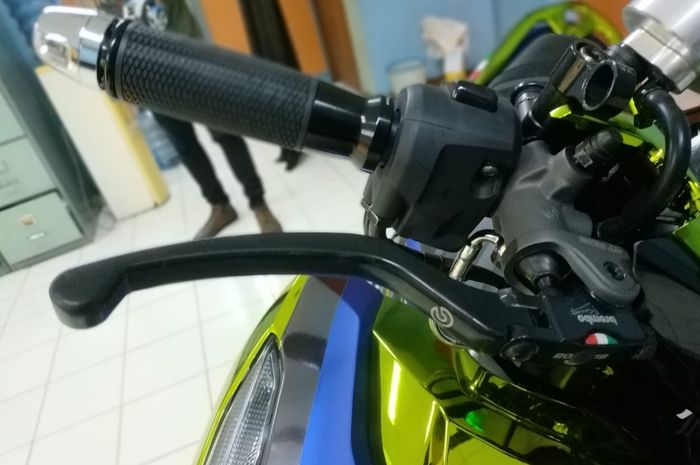 Sekalian ganti master rem jika ganti kaliper rem