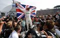 Ucapan Selamat dari Calon Juara MotoGP 2017 Kepada Juara Formula 1 Lewis Hamilton