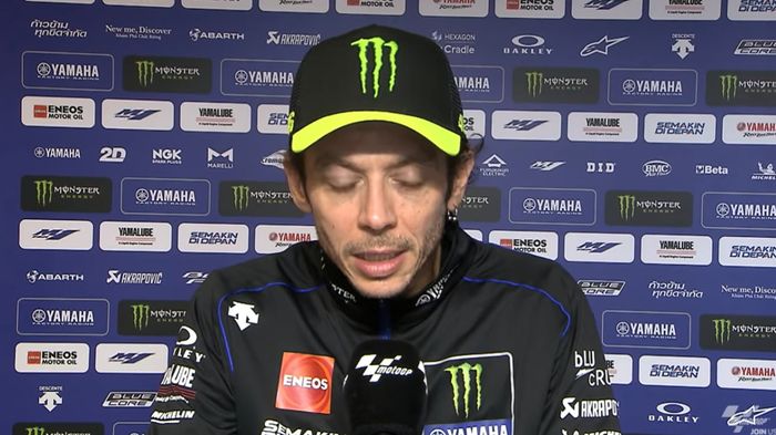 Valentino Rossi merasa malu terjatuh di tikungan pertama