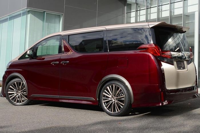 Toyota Vellfire hasil modifikasi Gazoo Racing