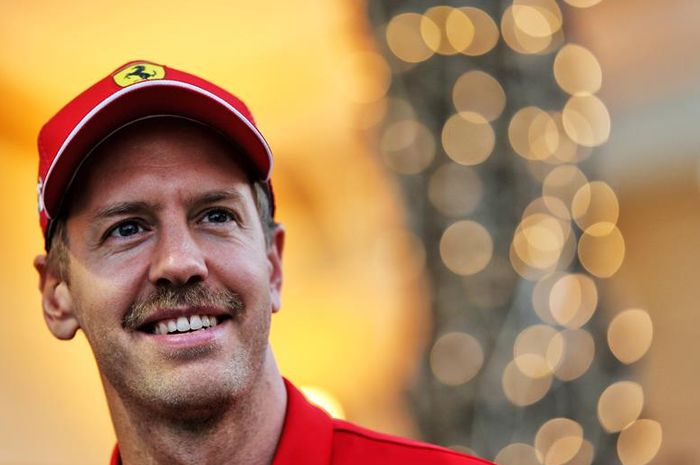  Pembalap Ferrari, Sebastian Vettel, merasa dengan kencangnya mobil Ferrari 2019 kurang cepat di trek lurus