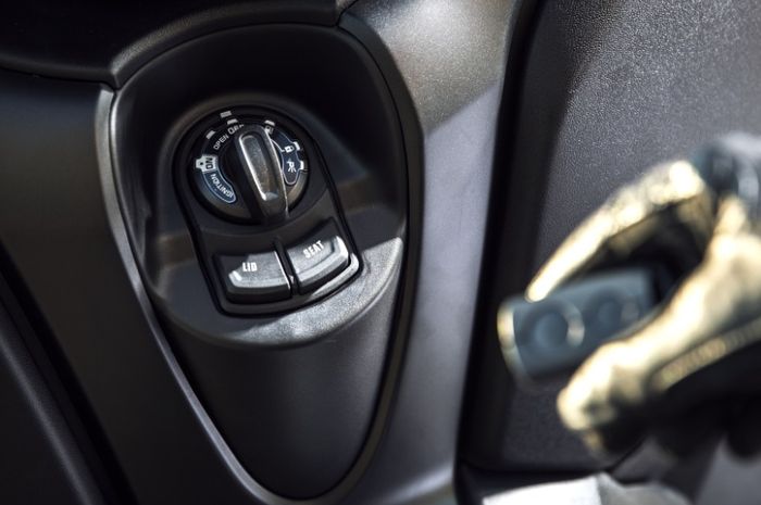 Ilustrasi Keyless system disematkan di XMAX 125