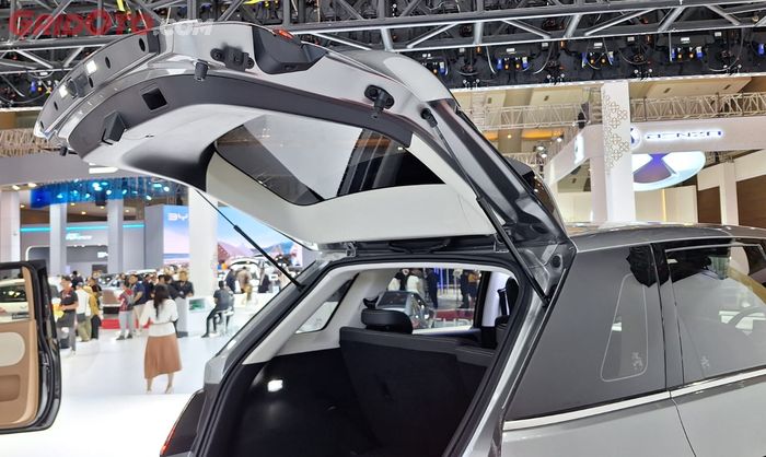 Tiga cara membuka pintu bagasi Cloud EV Pro bisa dilakukan 