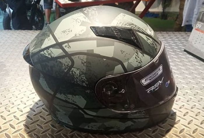 helm Eiger Nakatago FF300 