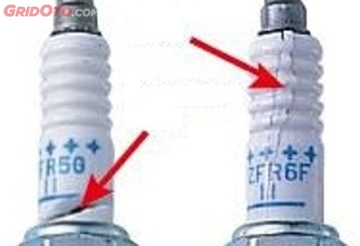 Retak di keramik busi