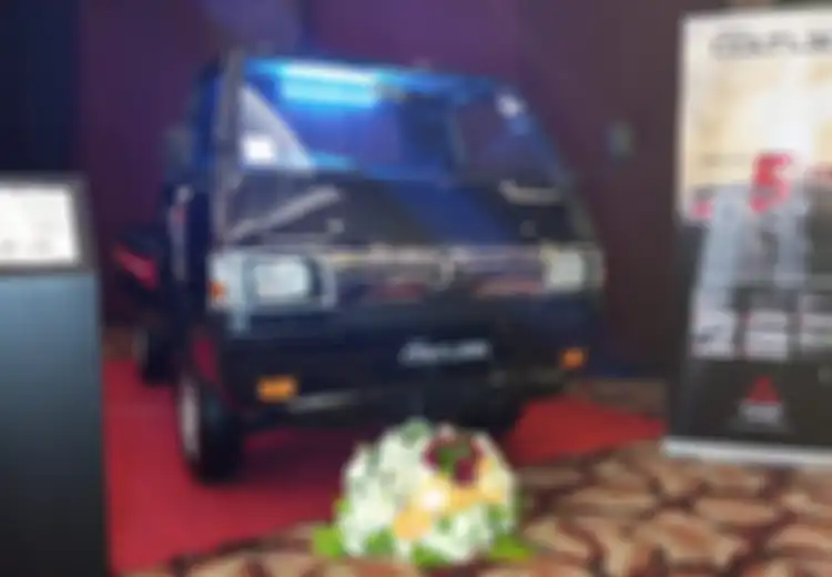 Torsi Lebih Gede dari Carry, Segini Harga Mitsubishi Colt L300 November 2024