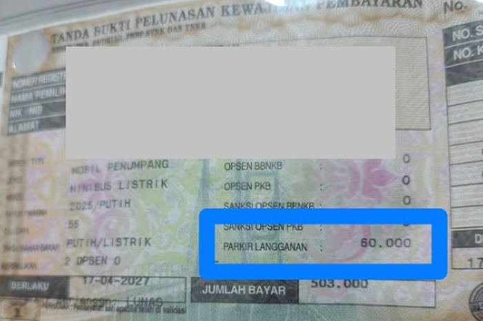 Kolom rincian pembayaran Parkir Berlangganan Rp 60.000 saat perpanjang STNK di Jawa Timur